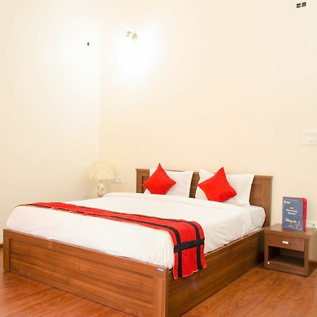 Oyo 7187 Earth Aromaa Hotel Calcutta Eksteriør billede