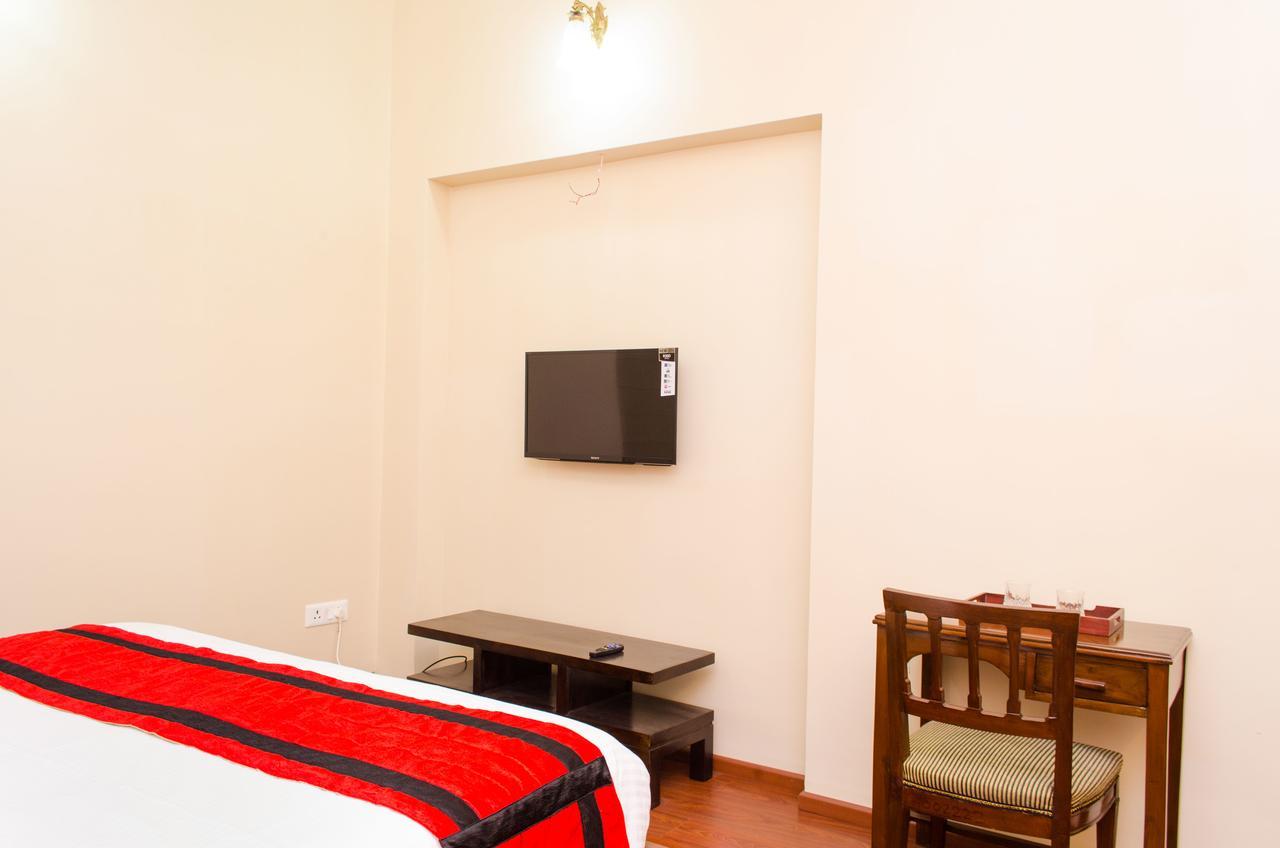 Oyo 7187 Earth Aromaa Hotel Calcutta Eksteriør billede