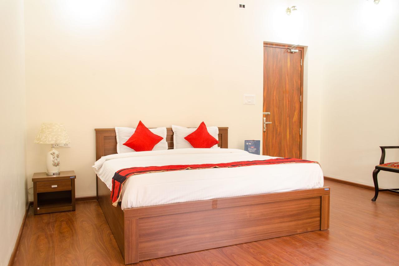 Oyo 7187 Earth Aromaa Hotel Calcutta Eksteriør billede