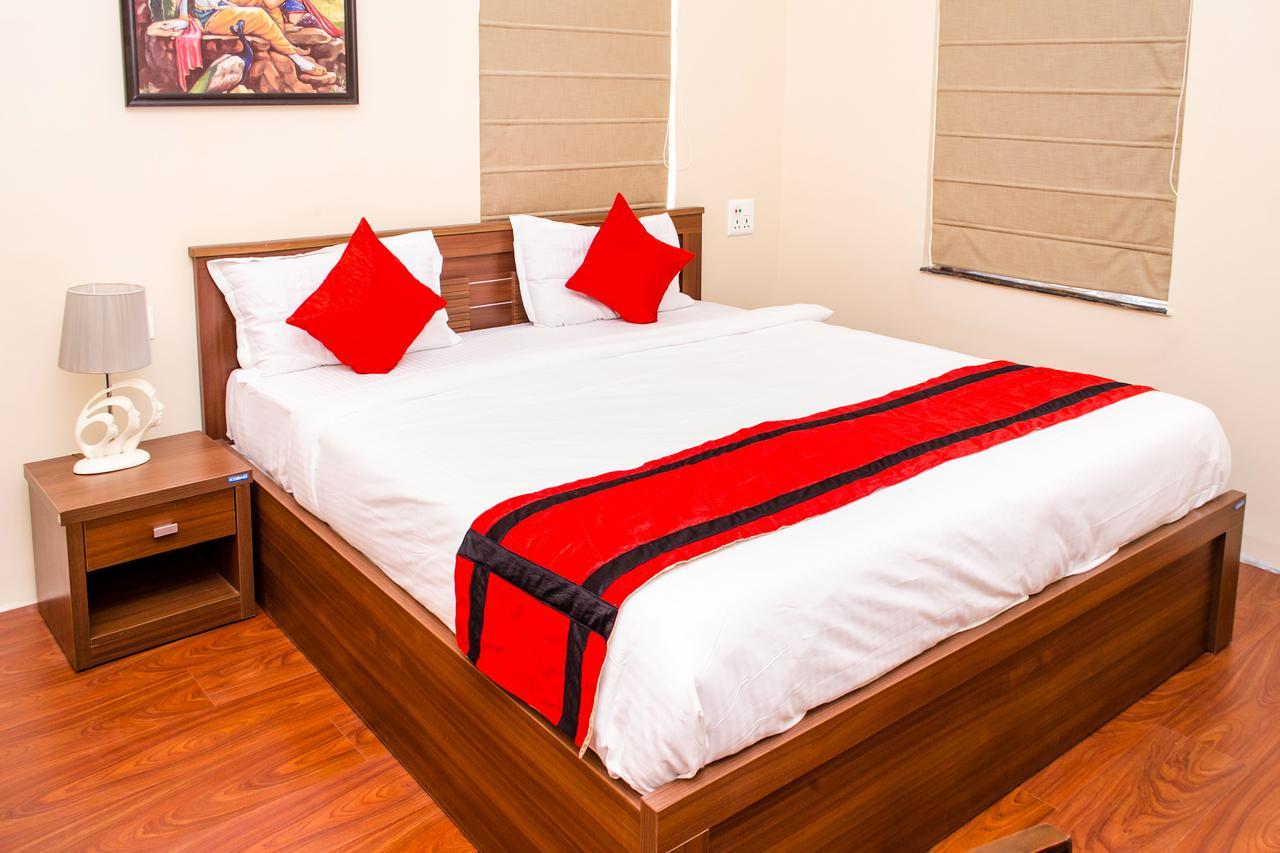 Oyo 7187 Earth Aromaa Hotel Calcutta Eksteriør billede